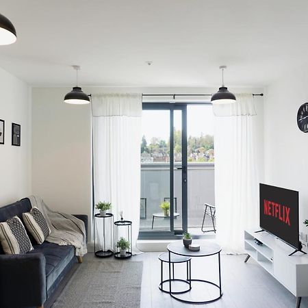 Modern City Apartment Hemel Hempstead Exteriör bild