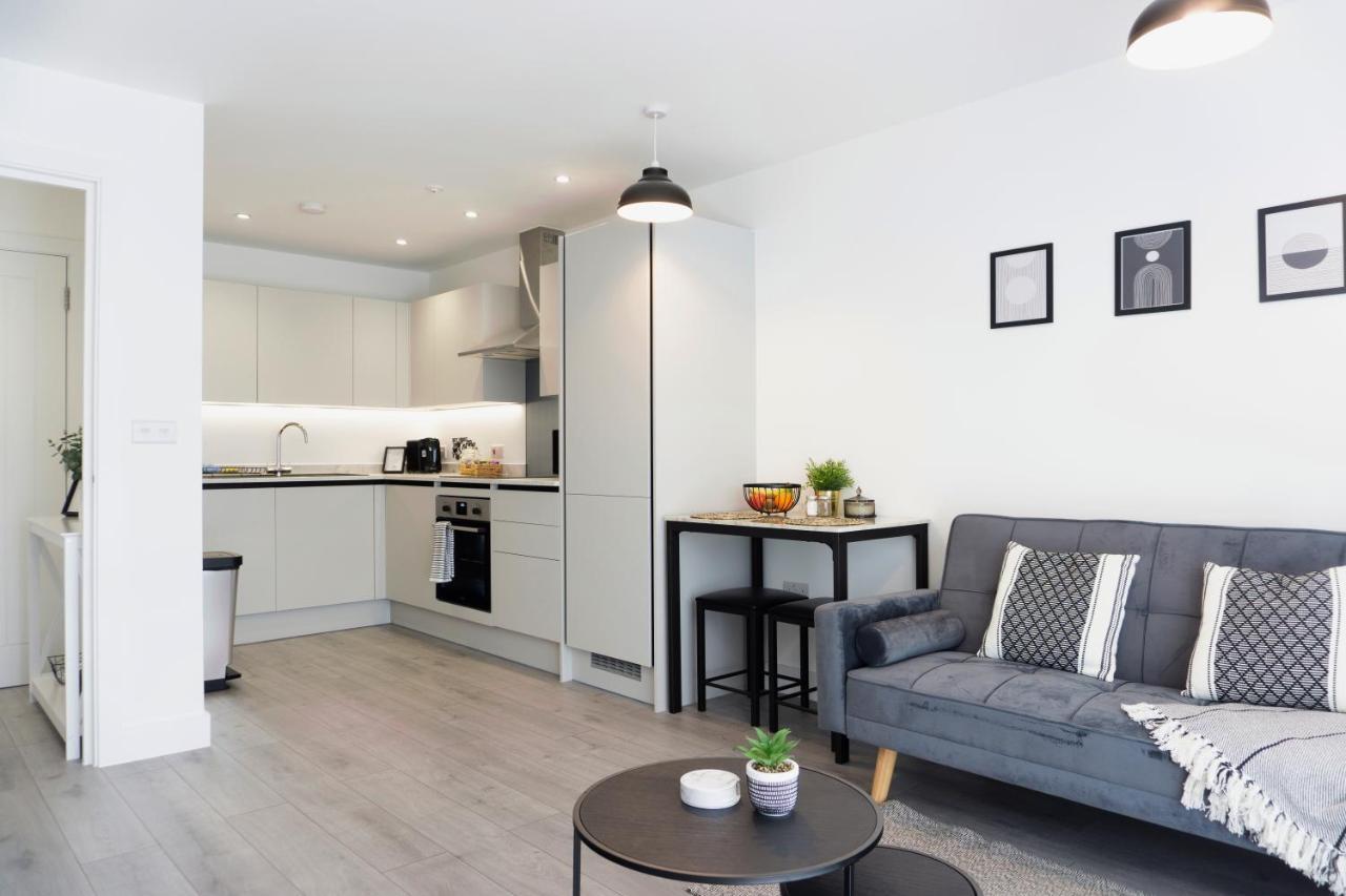 Modern City Apartment Hemel Hempstead Exteriör bild